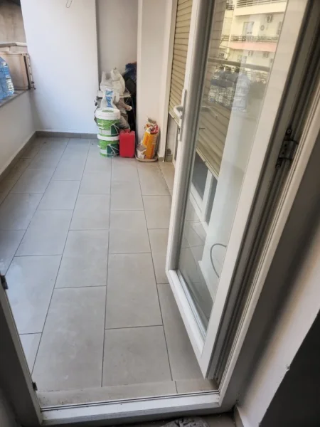 Tirane, jepet me qera 2+1 , 