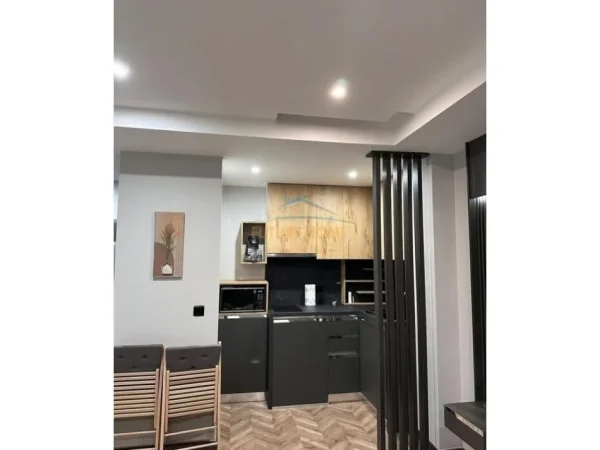 Tirane, shitet apartament 1+1 Kati 3, 100 m² 420.000 € (Myslym Shyri)