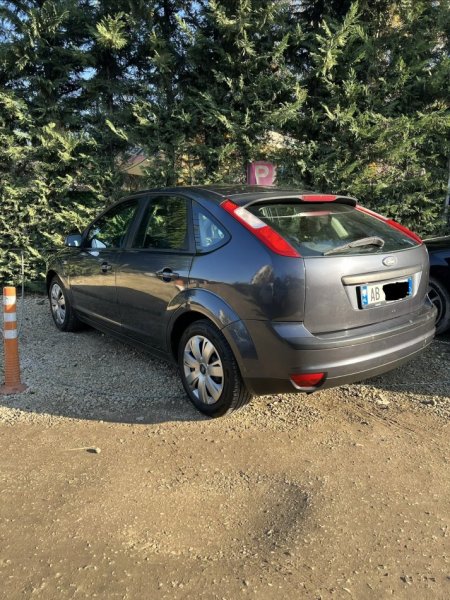 Shitet ford focus ne super gjendje