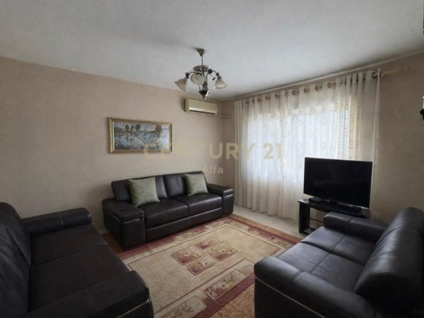 Tirane, shitet apartament Kati 3, 79 m² 145.000 € 