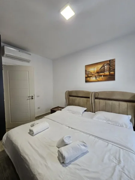 Tirane, jepet me qera apartament Kati 5, 70 m² 500 € (5 maj)