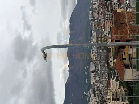 Qera, Ambient, Kodra e Priftit