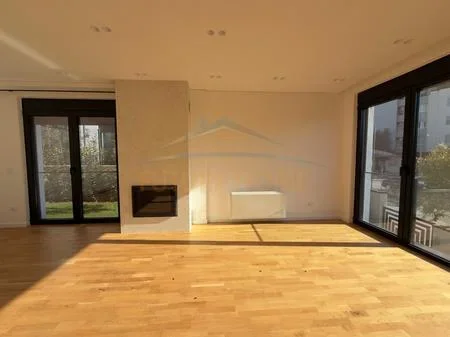 Qera, Vilë 2 Katshe , 500 m² (TEG)