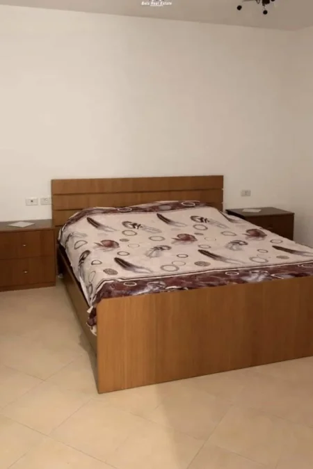Tirane, jepet me qera apartament 2+1 Kati 4, 109 m² 600 € (Rruga Sokrat Miho)