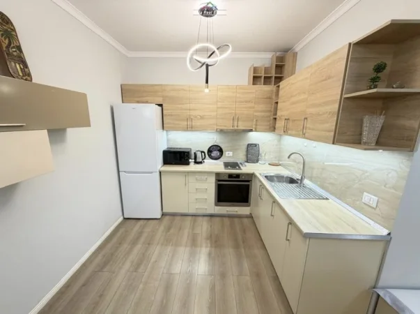 Tirane, jepet me qera apartament 2+1 Kati 11, 82 m² 1.200 € (Rruga Sami Frasheri)