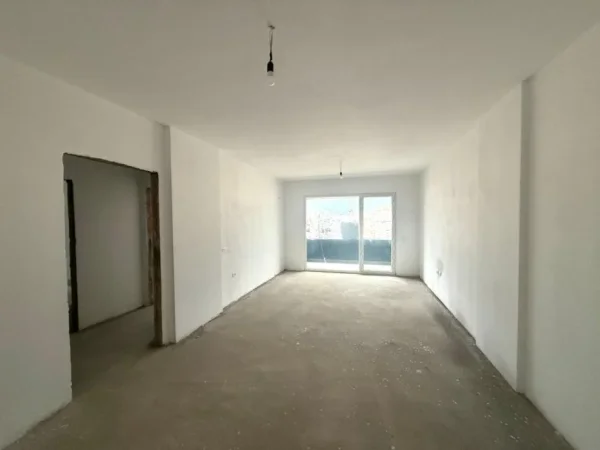 shitet apartament , 110 m² 199.000 € (XHAMLLIK)