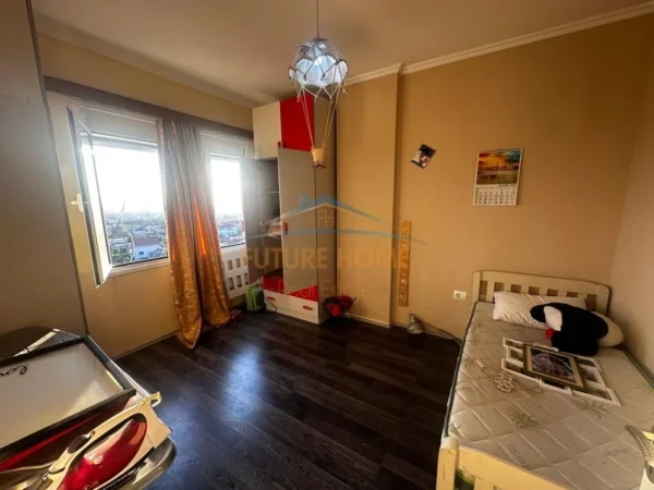 Tirane, jepet me qera apartament 2+1 Kati 7, 76 m² 450 € (Rruga Shefqet Kuka, Fresk)