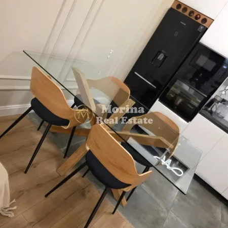 Tirane, shitet apartament 2+1 Kati 2, 113 m² 380.000 € (Komuna e Parisit)