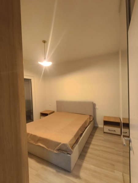 Tirane, shitet apartament 1+1 Kati 5, 65 m² (Rruga Zogu I Zi)