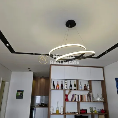 Tirane, shitet apartament 2+1 Kati 3, 107 m² 283.250 € (Ali Demi)
