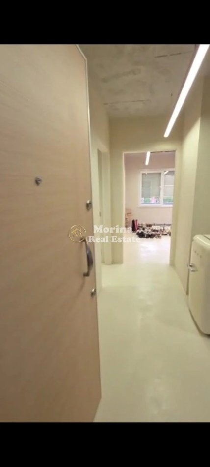 Tirane, shitet ambjent biznesi Kati 2, 66 m² 222.000 € (Komuna e Parisit)