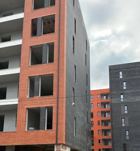 shitet-apartament-2+1+2-ringside-residence-paskuqan (1).jpeg