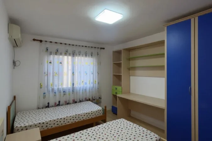 Tirane, shitet apartament 2+1+Aneks+Ballkon Kati 3, 100 m² 197.000 € (Tek Shkolla e Baletit)