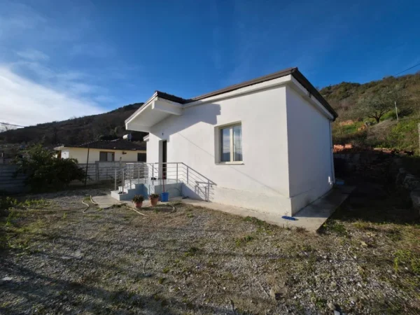 Tirane, shitet apartament 1 Katshe Kati 1, 100 m² 73.000 € (Ndroq)