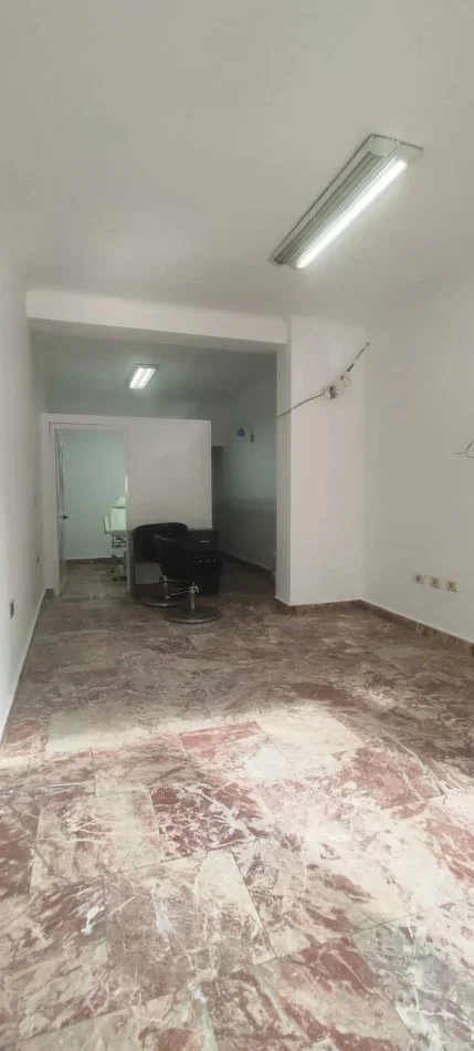 Shqiperi, jepet me qera ambjent biznesi Kati 0, 1 m² 400 € 