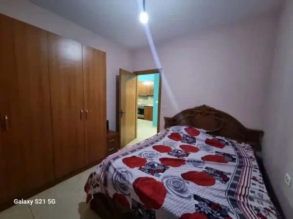 JEPET ME QERA APARTAMENT 2+1+2 NE ASTIR,   450 €uro