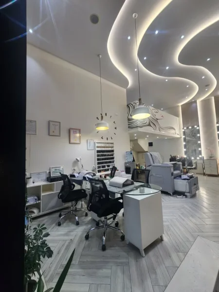 Tirane, shitet ambjent biznesi , 165.000 € (Tirana Golden Park prane spitalit amerikan 3)