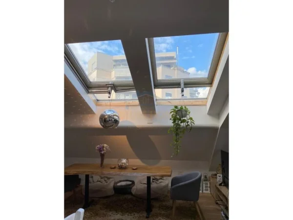 Tirane, shitet apartament 1+1 Kati 9, 140 m² 680.000 € (BLLOKU)