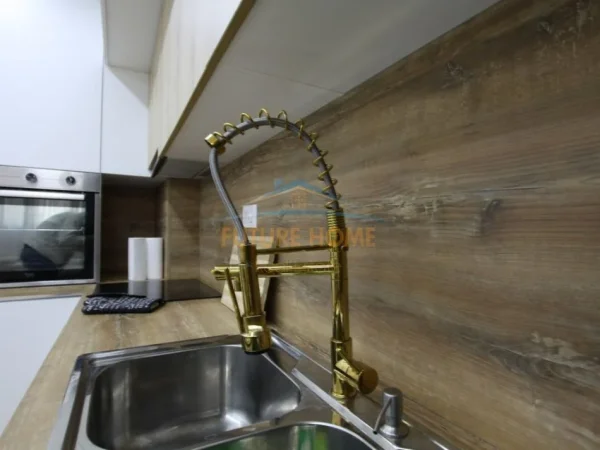 Tirane, jepet me qera apartament 1+1 Kati 0, 63 m² 650 € 