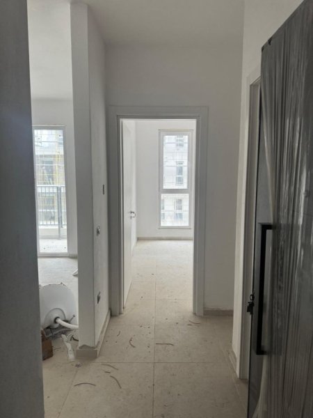Tirane, shitet apartament 1+1 Kati 3, 53 m² 67.000 € (Univers City)