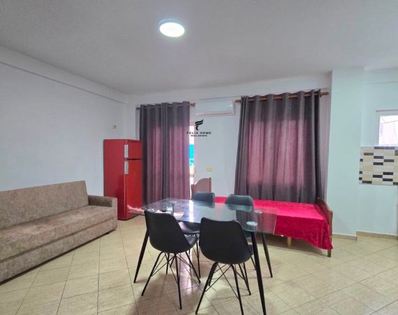 Tirane, jepet me qera apartament 1+1 Kati 2, 58 m² 380 € (OXHAKU)
