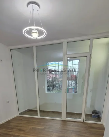 Tirane, shitet apartament 1+1 Kati 1, 57 m² 137.000 € (Rruga Ali Demi)