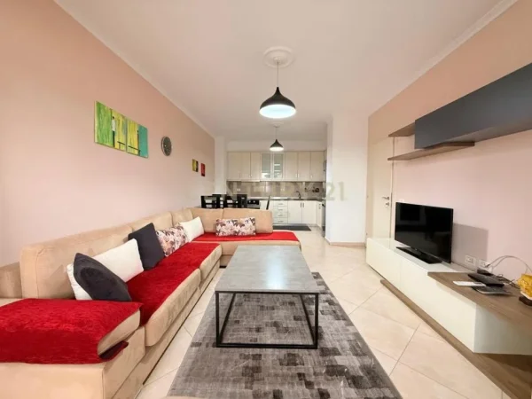 Tirane, jap me qera apartament 2+1 Kati 3, 96 m² 500 € (Astir)