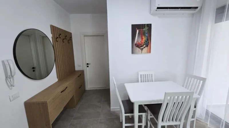 Tirane, jepet me qera apartament 1+1 Kati 5, 70 m² 550 € (Tv Klan Kinostudio)