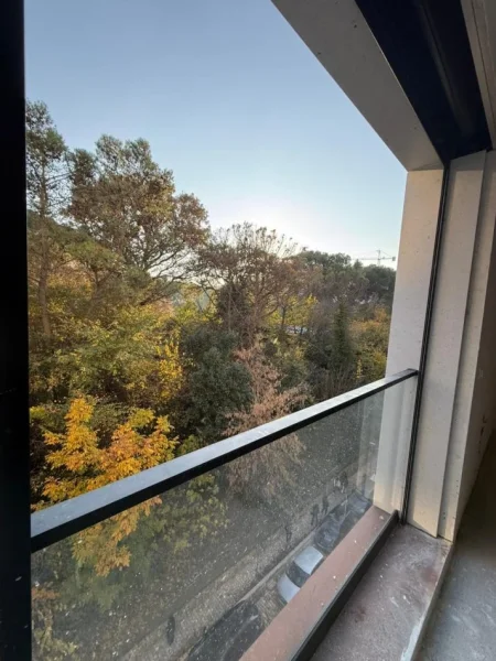 Tirane, shitet apartament 2+1+Ballkon Kati 4, 143 m² 572.800 € (Stadiumi Arena)