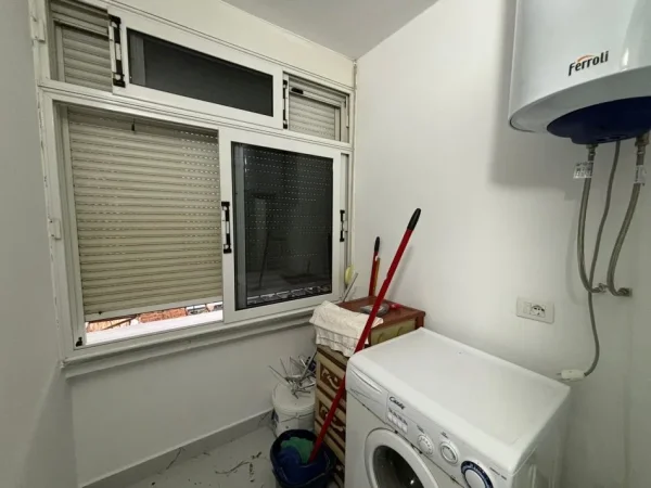 Vlore, jepet me qera apartament 2+1 Kati 4, 90 m² 260 € (Pranë ALSA, Vlorë)
