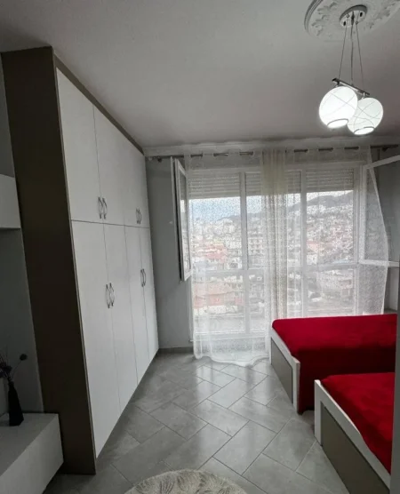 Tirane, jepet me qera garsoniere Kati 5, 40 m² 35.000 leke