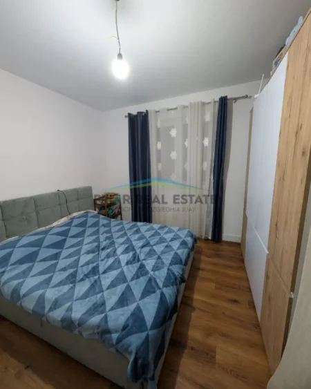 Tirane, shitet apartament 2+1 Kati 3, 75 m² 191.800 € (Rruga Kongresi i Lushnjes)