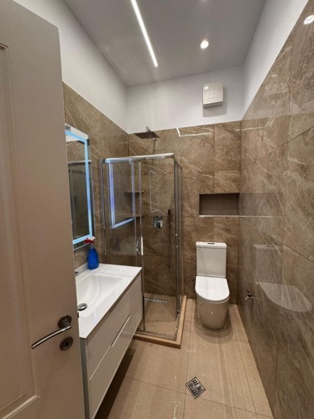 Tirane, shitet apartament 2+1 , 76 m² 125.000 € 