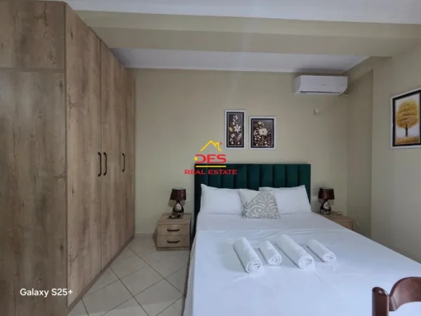 Vlore, jepet me qera garsonier Kati 2, 47 m² 300 € (Rruga Dhimitër Konomi)