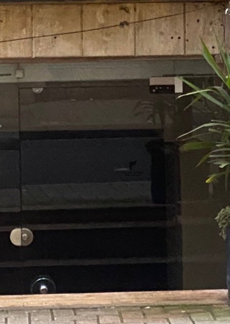 Tirane, jepet me qera dyqan Kati 0, 20 m² 600 € (BLLOKU)