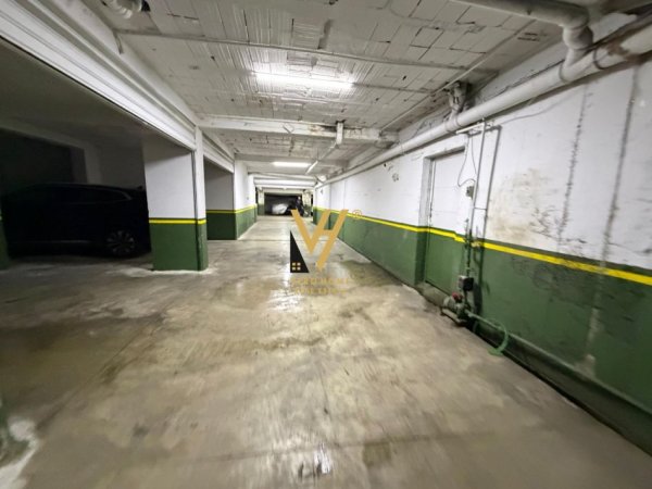 Tirane, jepet me qera Lavazh,garazh | post parkimi Kati -1, 750 m² 1.600 € (RRUGA E KAVAJES)