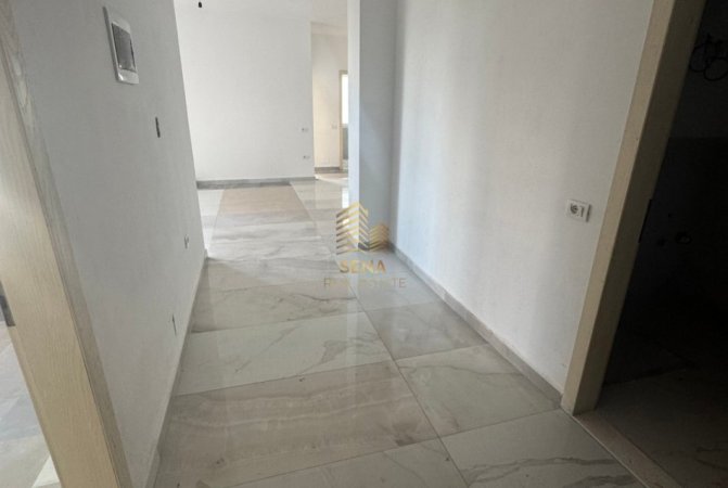 Tirane, shitet apartament 2+1+Ballkon Kati 4, 115 m² 149.000 € (Casa Italia)