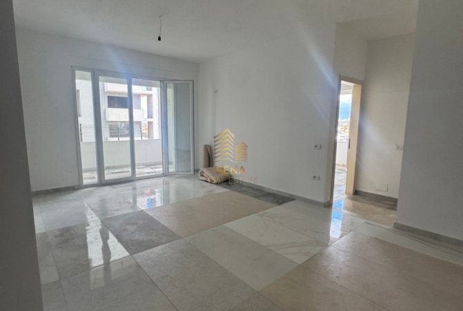 Tirane, shitet apartament 2+1+Ballkon Kati 4, 115 m² 149.000 € (Casa Italia)