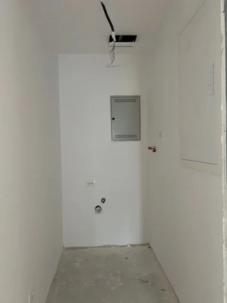 Tirane, shitet apartament 3+1 Kati 10, 170 m² 813.000 € (Air Albania)