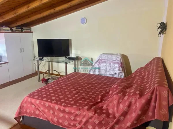 Vlore, jepet me qera shtepi 3+1 , 130 m² 600 € (VLORE)