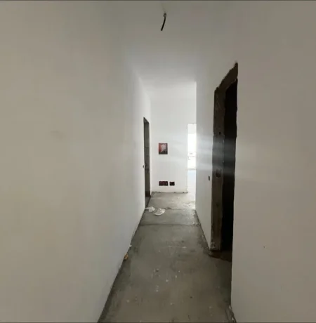 Tirane, shitet apartament 2+1 Kati 4, 120 m² 330.000 € (kika 2)