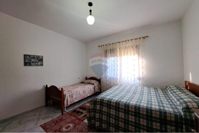 Vlore, shitet shtepi 4+1 Kati 0, 120 m² 140.000 € (Lagjja Karabash, Vlorë)