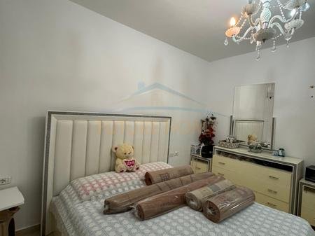Tirane, jepet me qera apartament 2+1 Kati 1, 80 m² 500 € (Rr Muhamet Deliu)