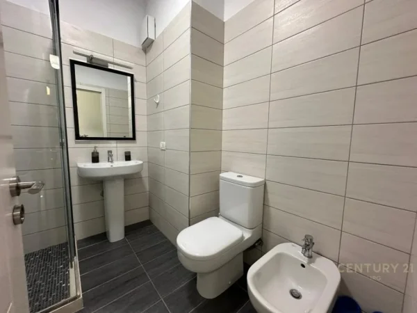 Tirane, shitet apartament 2+1 Kati 7, 108 m² 180.000 € 