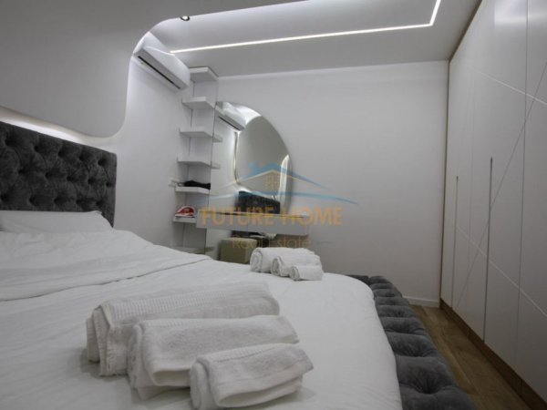 Tirane, jepet me qera apartament 1+1 Kati 0, 63 m² 650 € (21 Dhjetori)