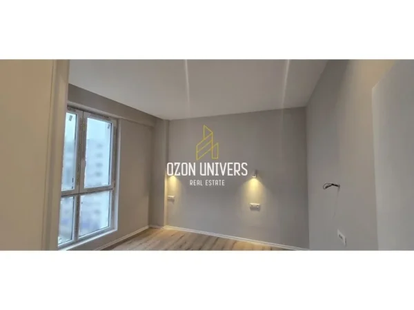 Tirane, jepet me qera apartament 1+1+Ballkon Kati 6, 61 m² 700 € (Komuna e Parisit)