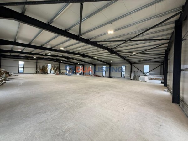 Tirane, jepet me qera ambjent biznesi , 620 m² 1.900 € (Kashar)