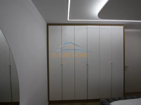 Tirane, jepet me qera apartament 1+1 Kati 0, 63 m² 650 € 