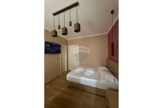 Tirane, shitet garsonier 1+1 Kati 8, 61 m² (myslym shyr)