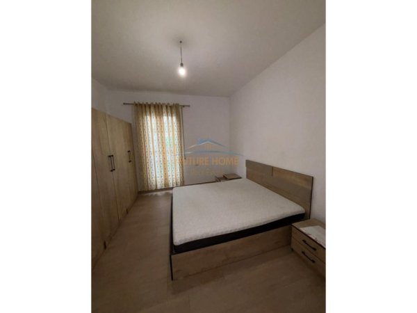 Tirane, jepet me qera apartament 2+1+Ballkon Kati 1, 112 m² 700 € (Rezidenca Rainbow, Don Bosko)